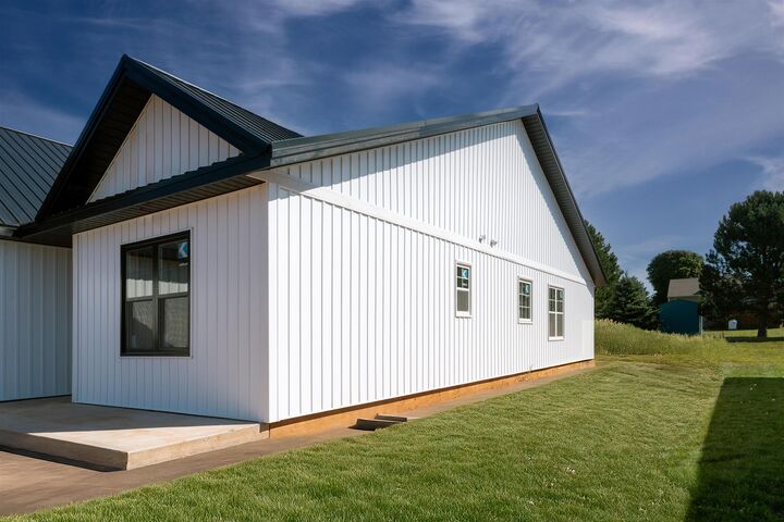 Property Photo:  84 St. Clair Street  PE C1N 0L2 
