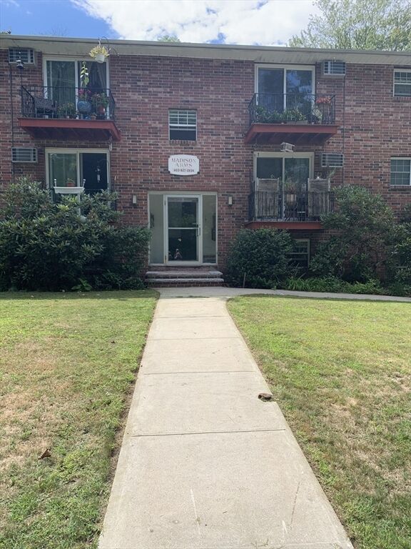 Property Photo: 70 Madison St 18 MA 01913