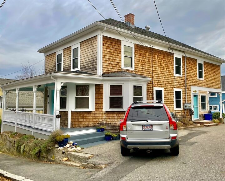 Property Photo: 46 Prospect St 2 MA 01945