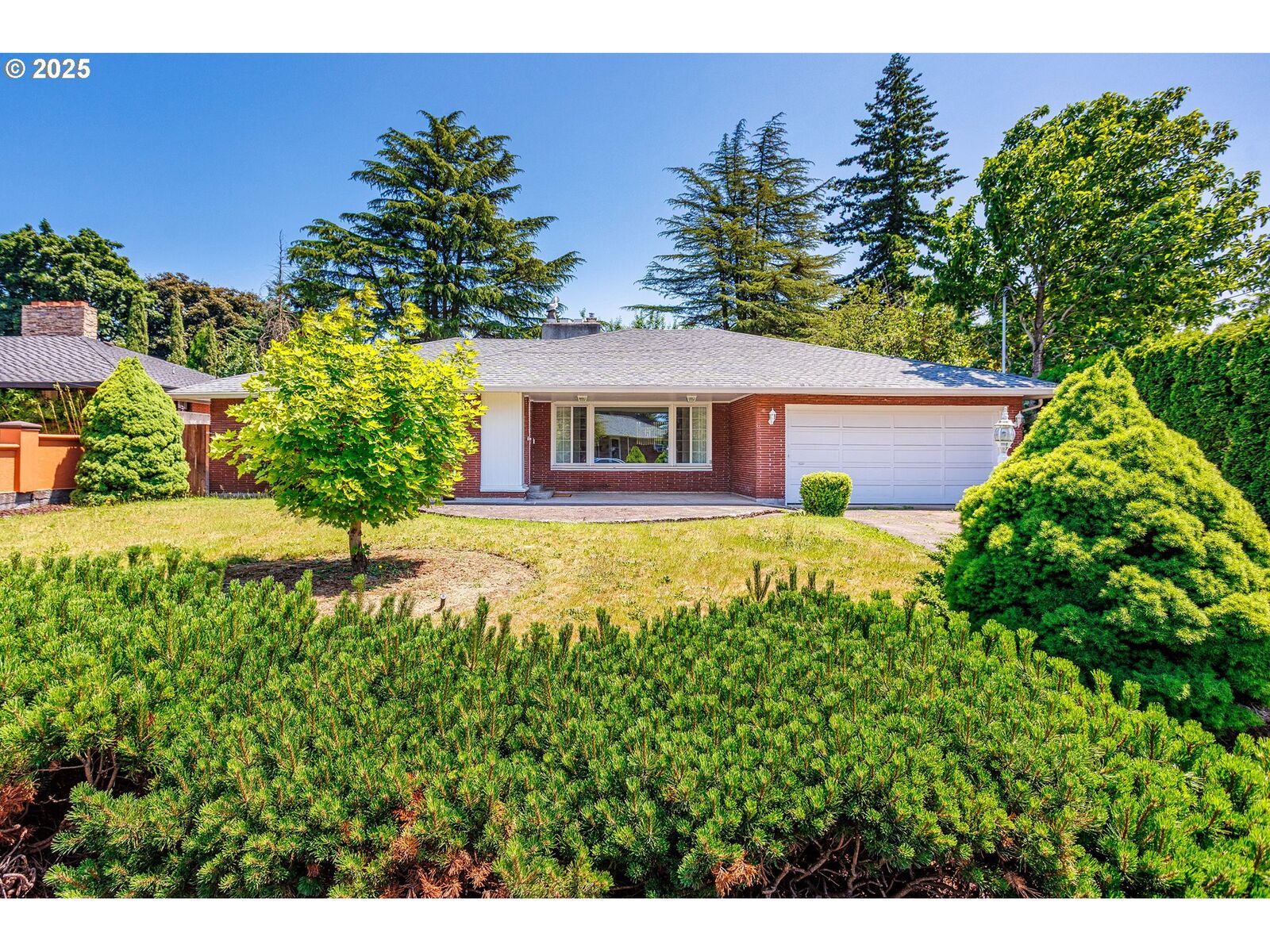 Property Photo:  1544 NE 114th Ave  OR 97220 