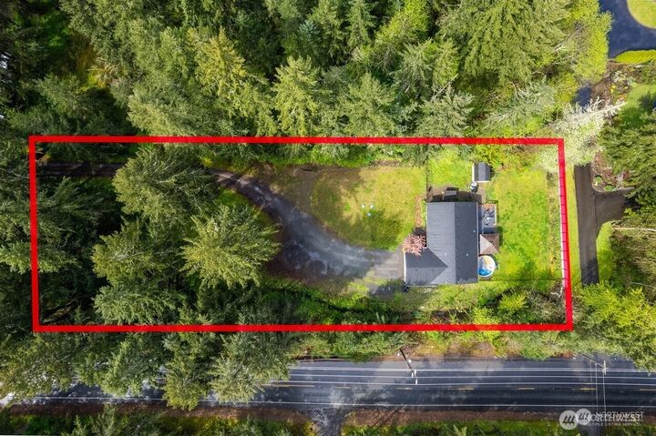Property Photo:  19913  113th Avenue E  WA 98338 