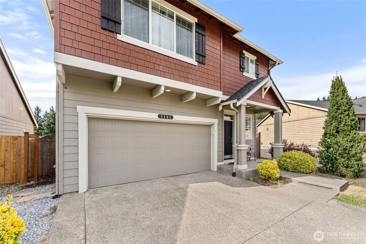 Property Photo:  9903  200th St  E  WA 98338 