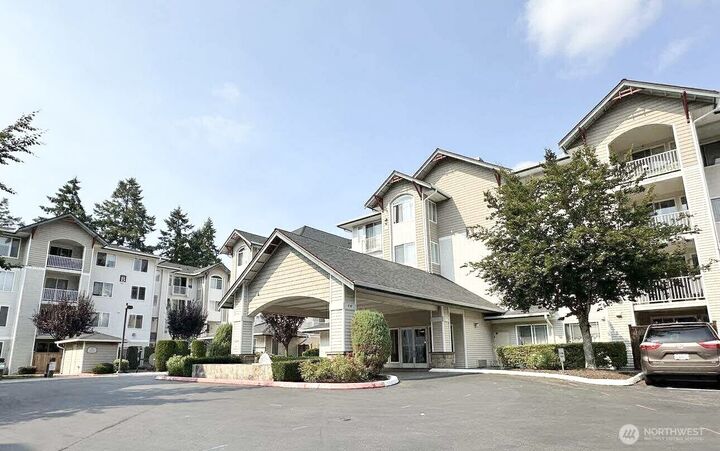 13301 SE 79th Place C311  Newcastle WA 98059 photo