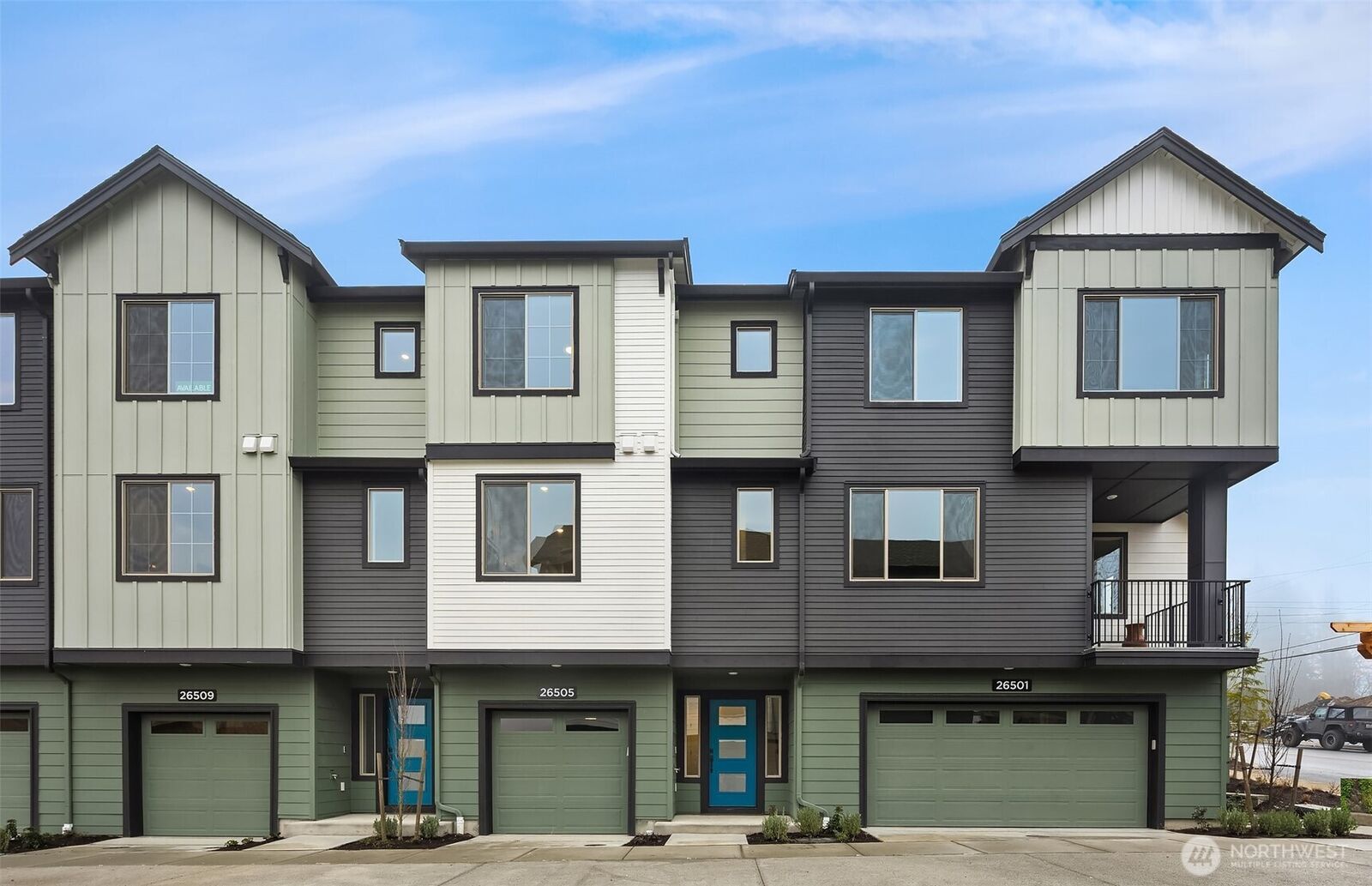 Property Photo: 26547 NE 143rd Circle NE 9-C WA 98019