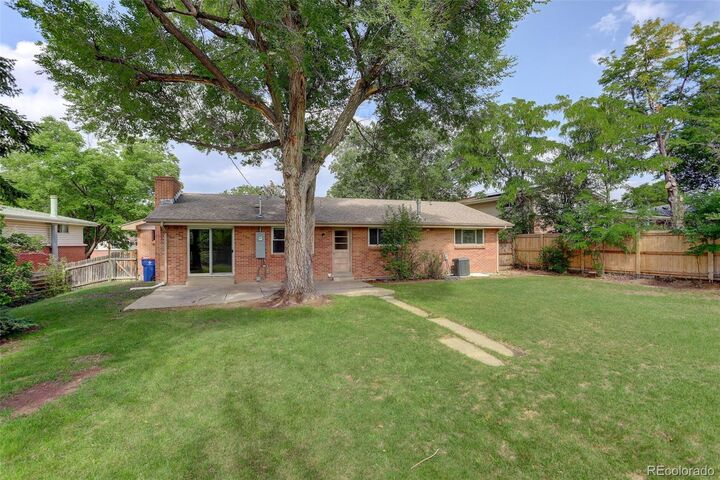 Property Photo:  820 W 7th Avenue Drive  CO 80020 