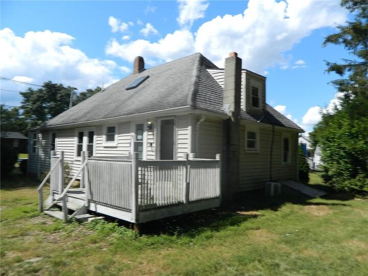 Property Photo:  260 Richmond Townhouse Road  RI 02812 