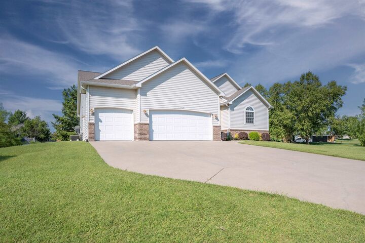 Photo de la propriété:  714 Quail Nest Rd  KS 67156 