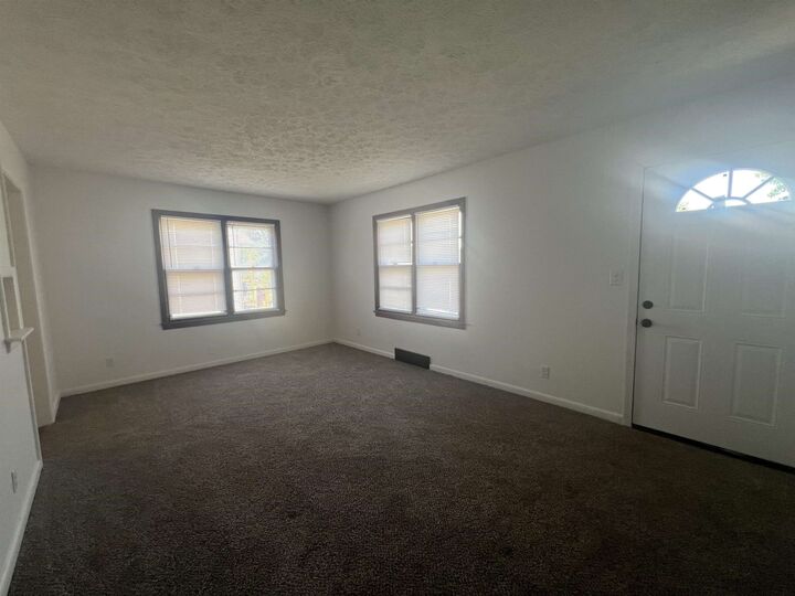 Property Photo: 1625 N Minnesota KS 67214