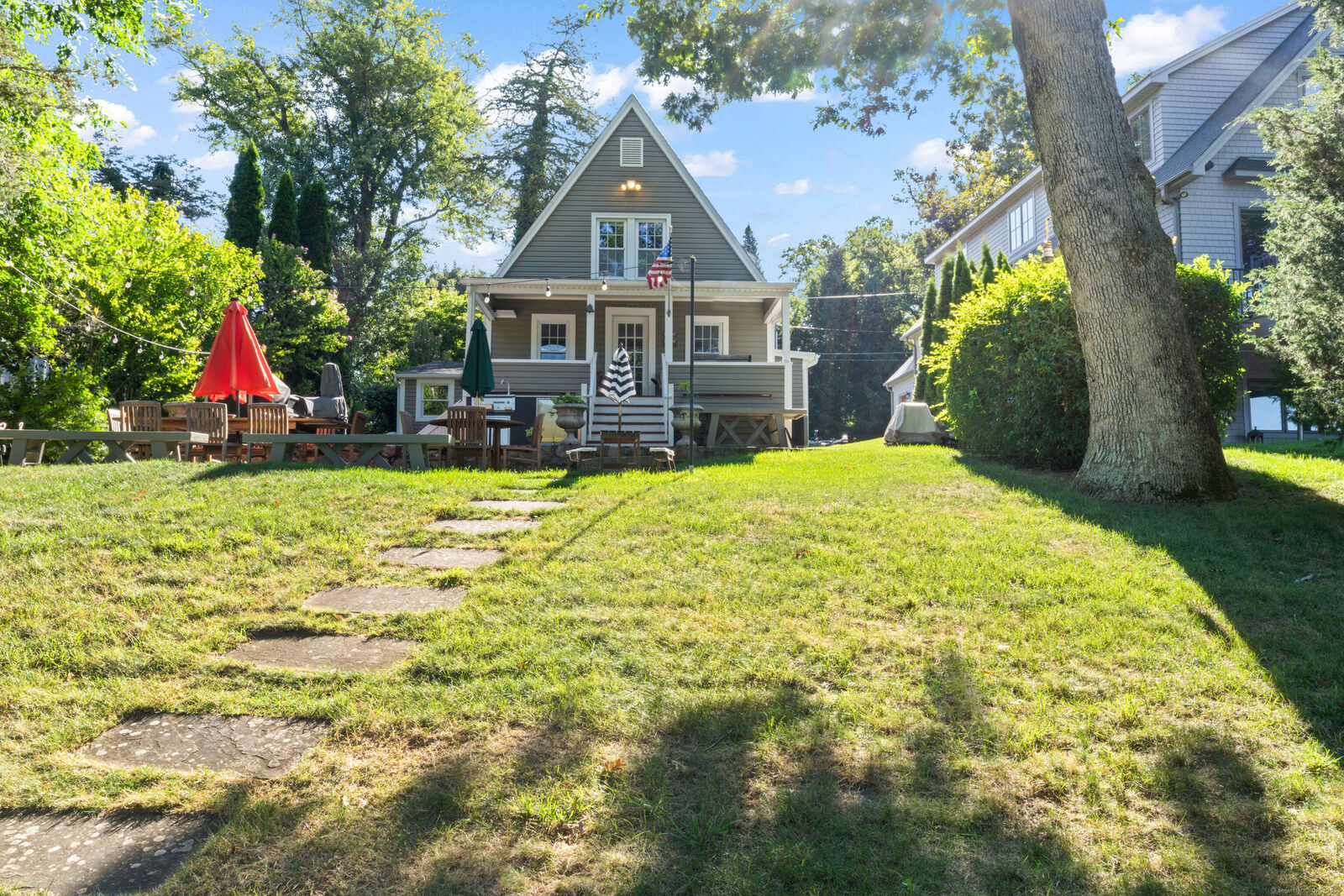 Property Photo:  6 Circle Drive  CT 06811 