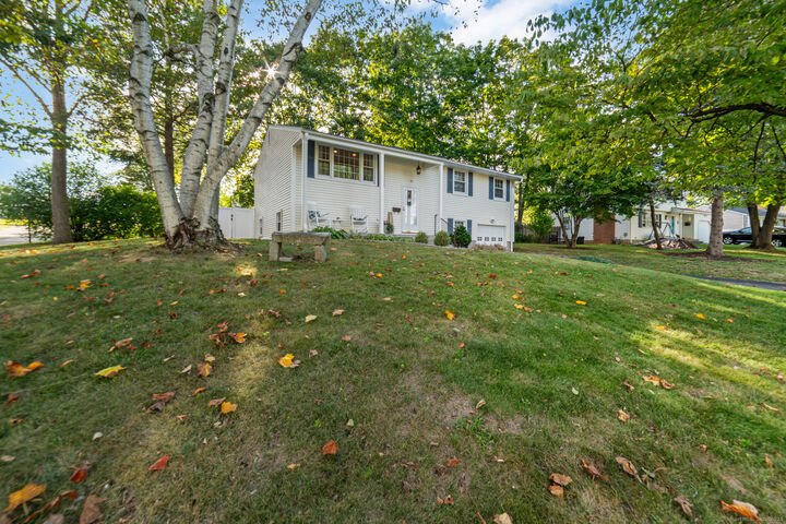 Property Photo: 27 Old Farm Drive CT 06111