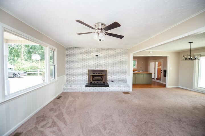 Property Photo:  290 Beacon Light Road  SC 29307 
