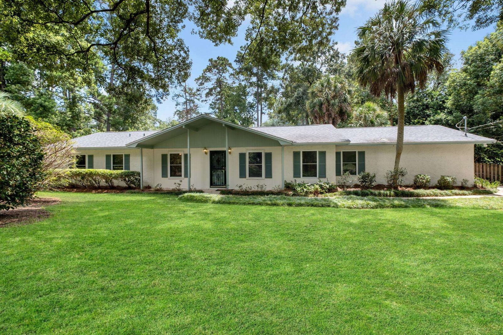 Property Photo: 115 Willaura Circle FL 32301