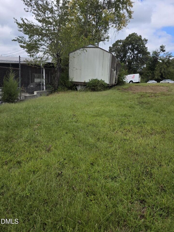 Property Photo:  608 Poplar Street  NC 27253 