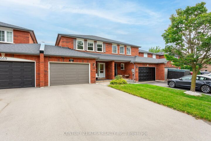 Property Photo: 667 Fothergill Boulevard ON L7L 6E5