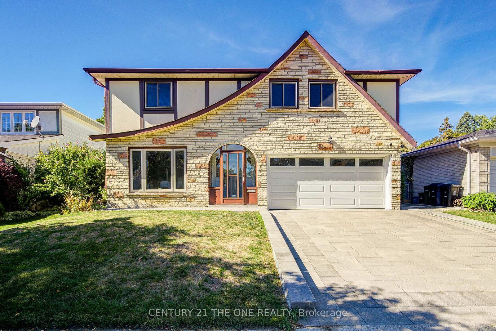Property Photo:  54 Marblemount Crescent  ON M1T 2H4 