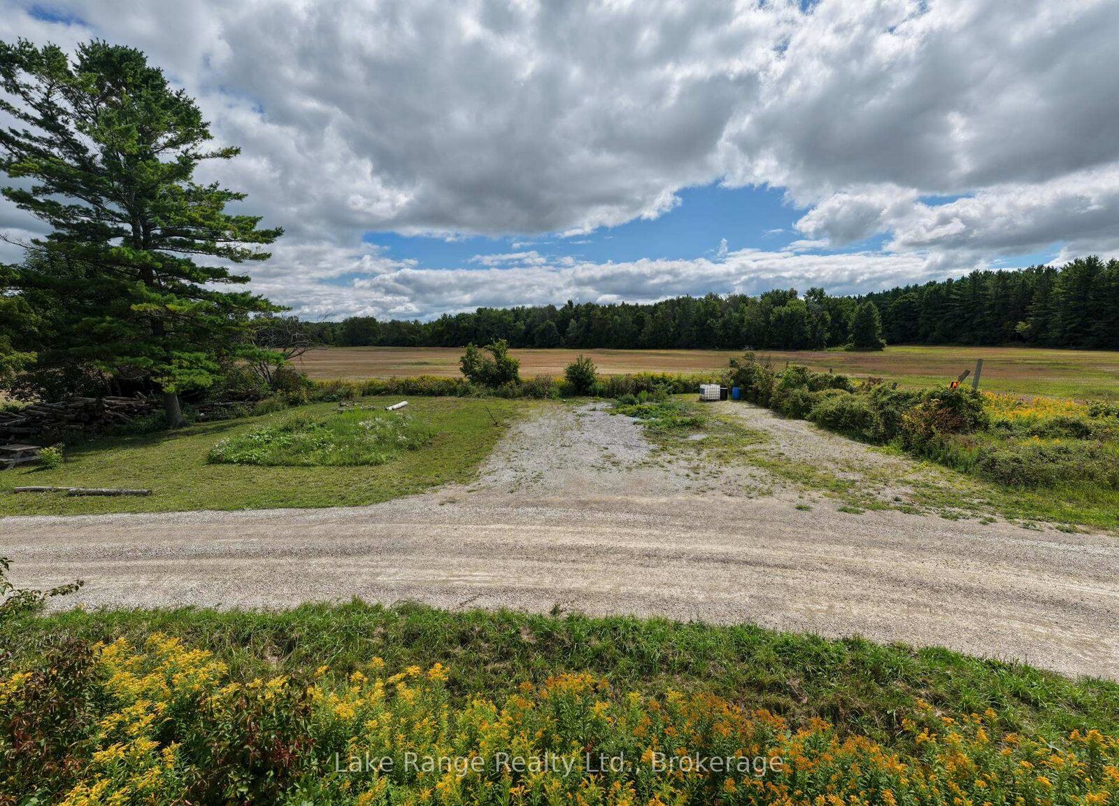 Property Photo:  214 Egypt Side Road  ON N0G 2B0 