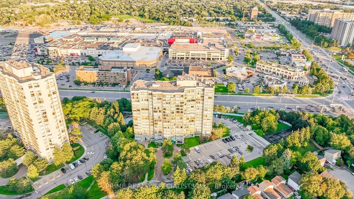 26 Hanover Road 611  Brampton ON L6S 4T2 photo