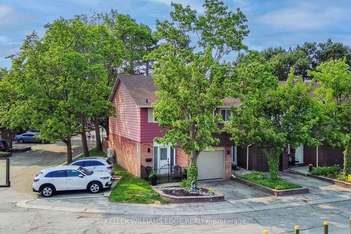 Property Photo:  4189 Longmoor Drive 5  ON L7L 5J9 