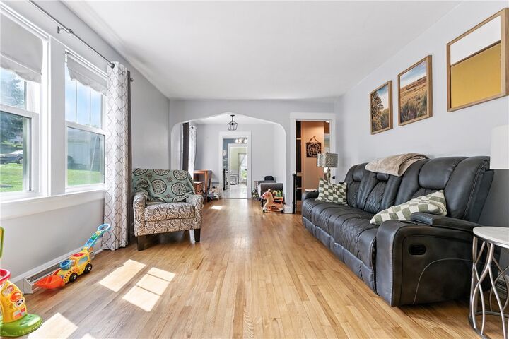 Property Photo: 431 N Pitt St PA 16137