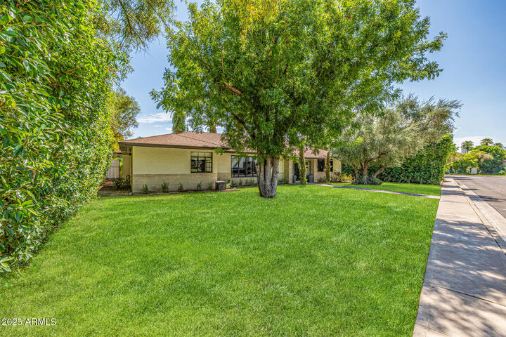 Property Photo:  2111 Encanto Drive SW  AZ 85007 