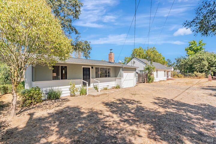 Property Photo:  1021 1027 Butler Avenue  CA 95407 