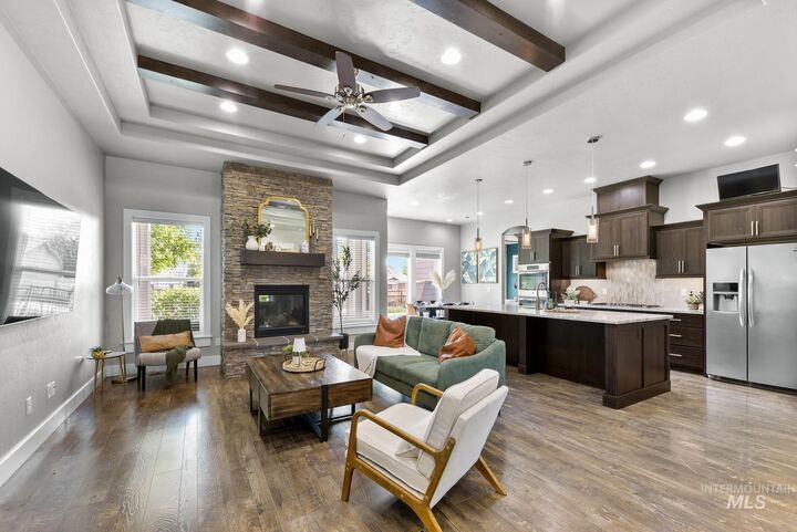 Property Photo:  1211 W Tanzanite Dr  ID 83634