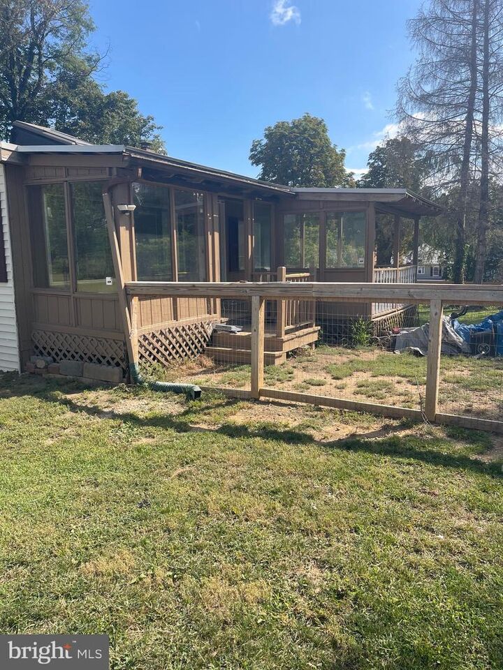 Property Photo: 104 Linden Lane PA 17236