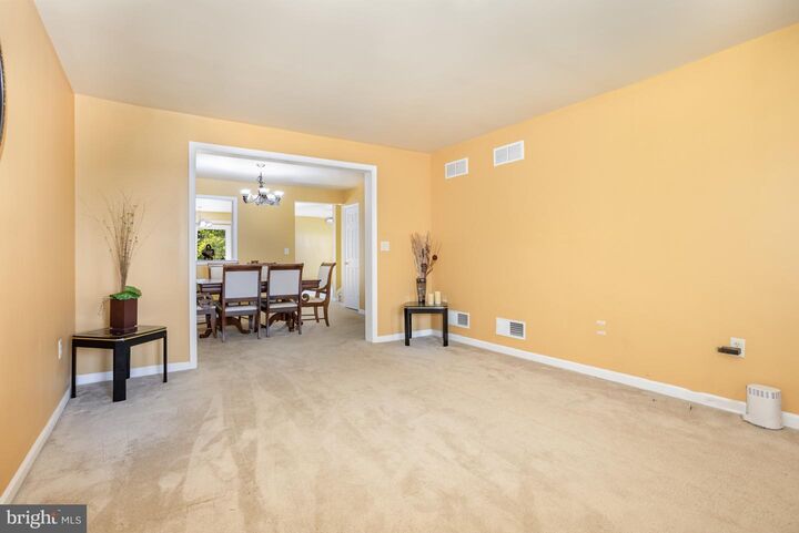Property Photo: 355 Weatherstone Drive PA 17070