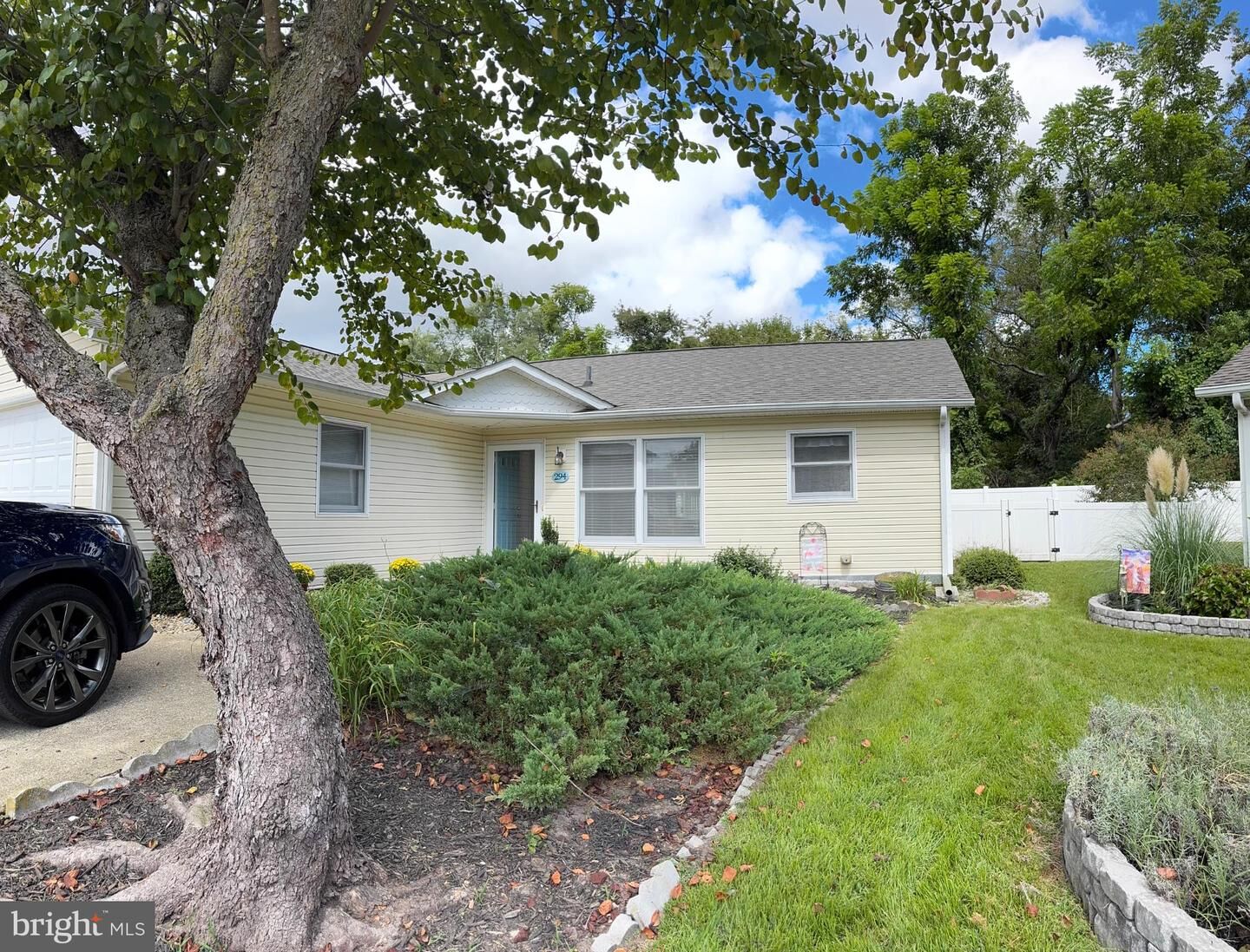 Property Photo: 294 Meadows Court DE 19966