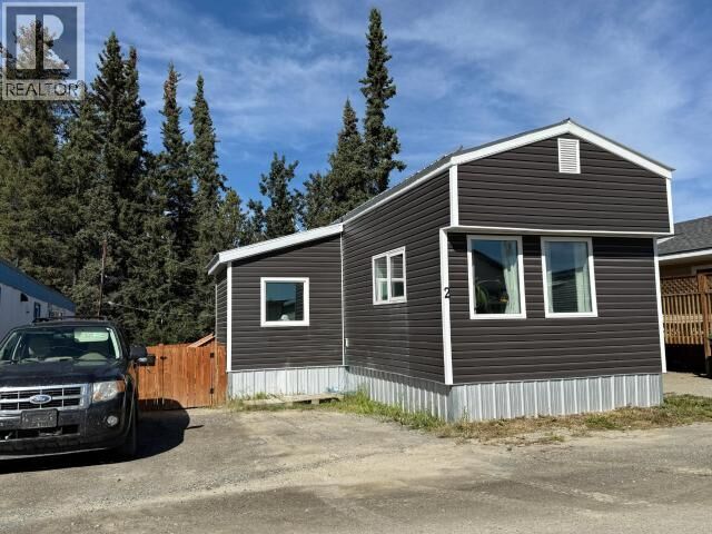 Property Photo:  2-37 Sycamore Street  YT Y1A 6E2 