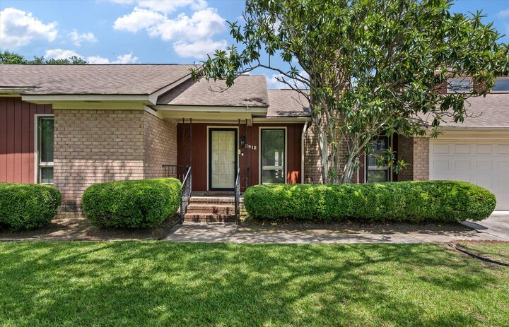 Property Photo: 2912 Doncaster Drive SC 29414