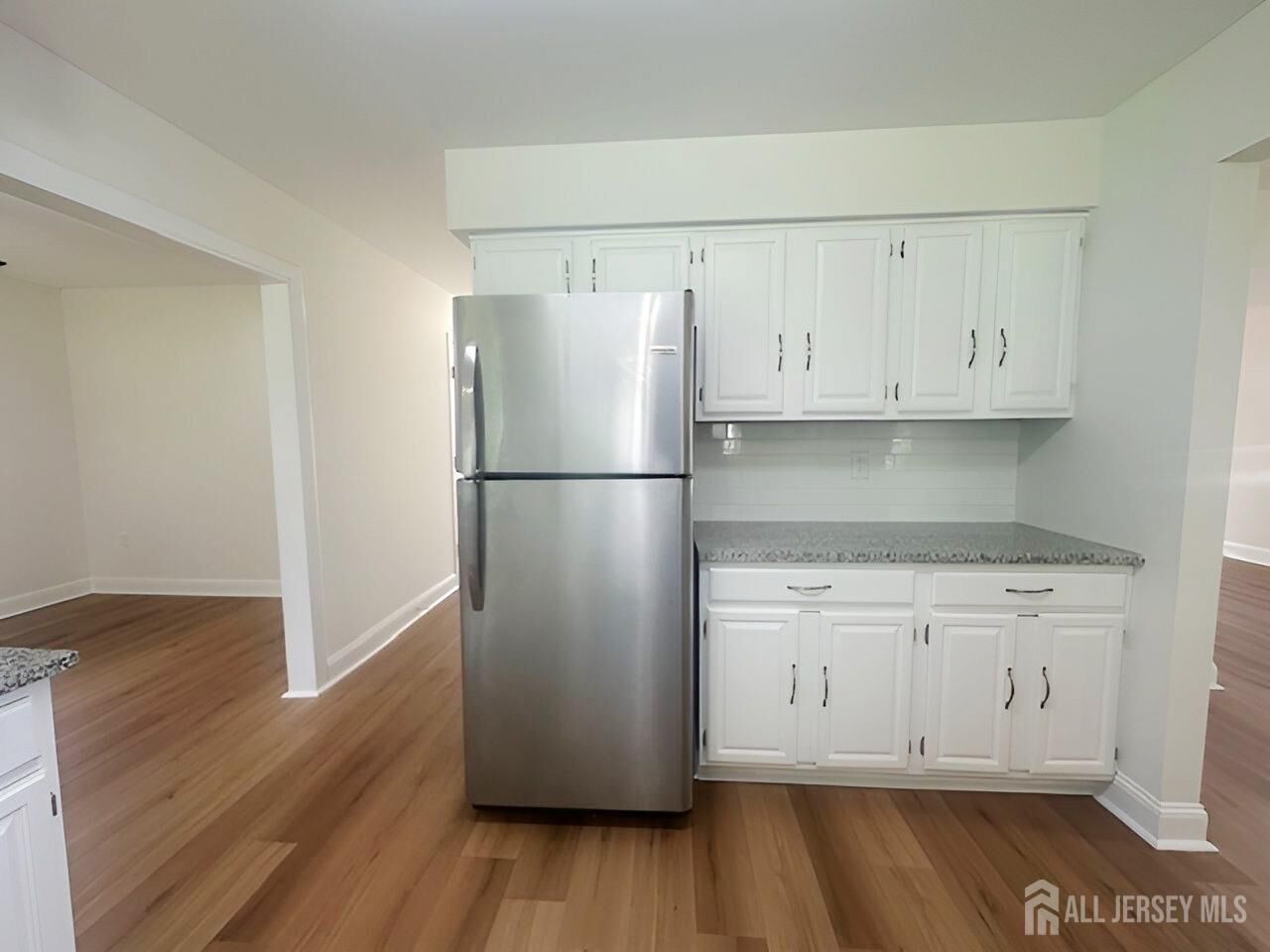 Property Photo:  24 Pullman Loop  NJ 08810 