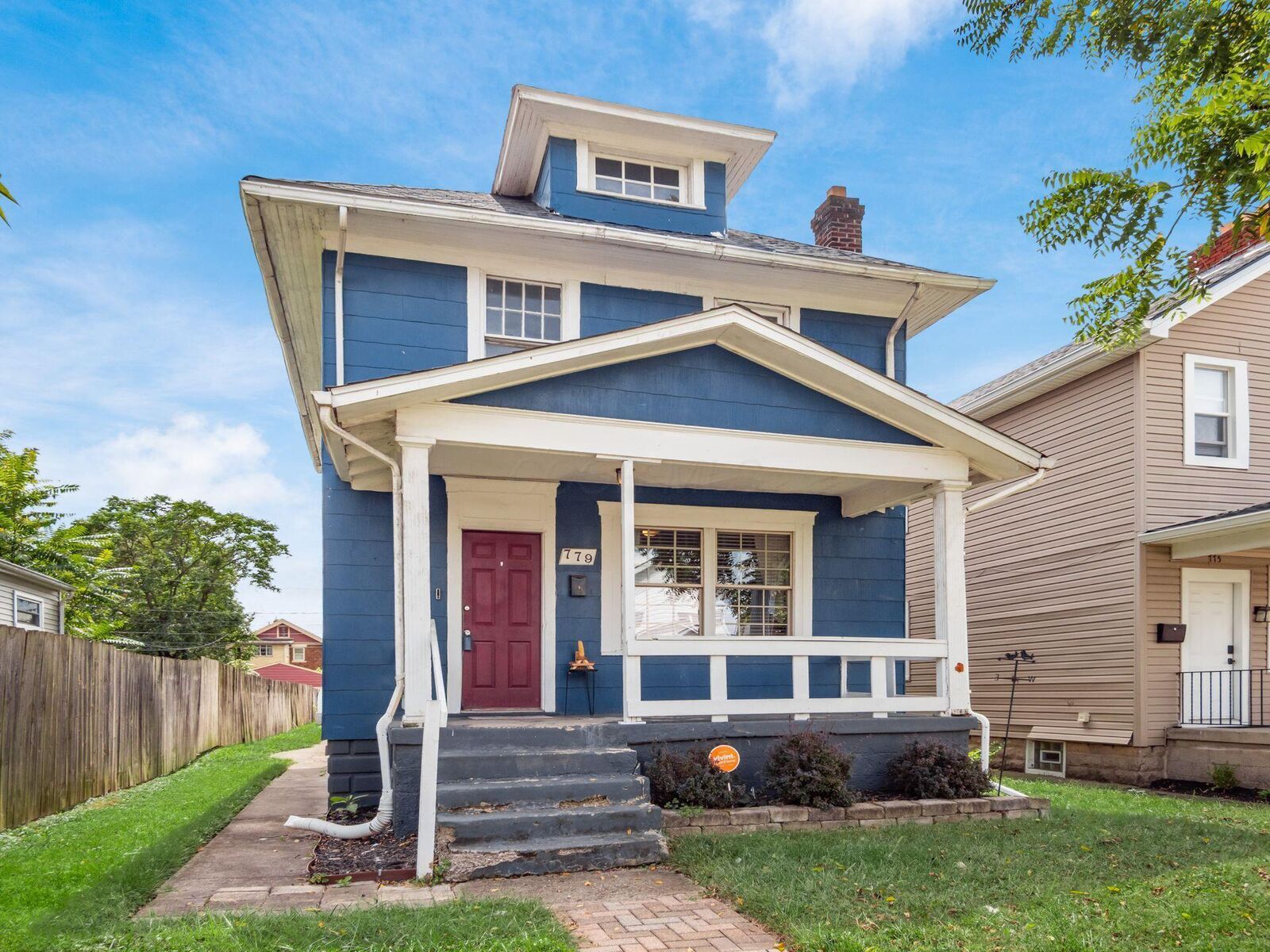 Property Photo: 779 Gibbard Avenue OH 43201