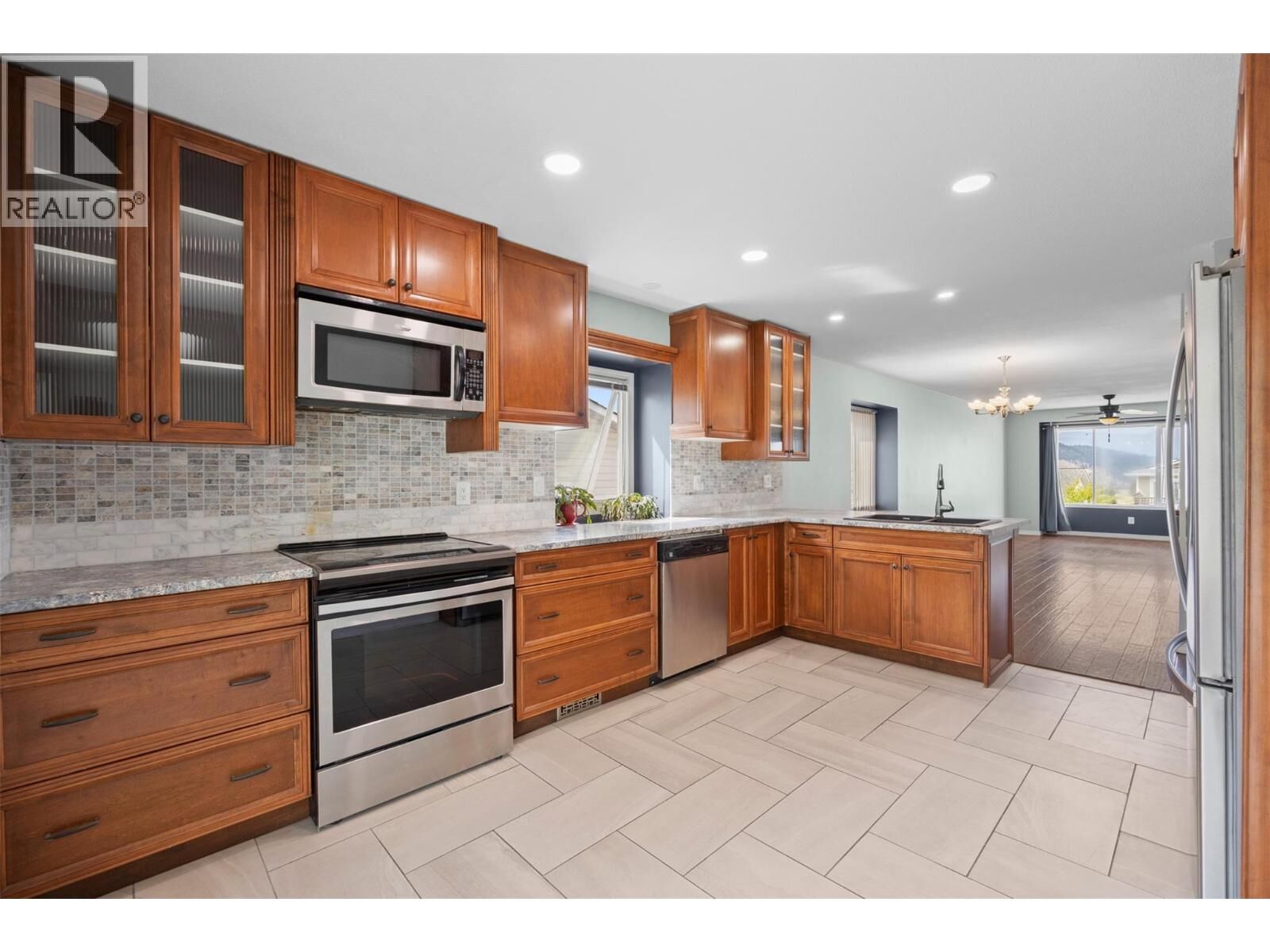 Property Photo:  6400 Spencer Road 8  BC V1X 7T6 