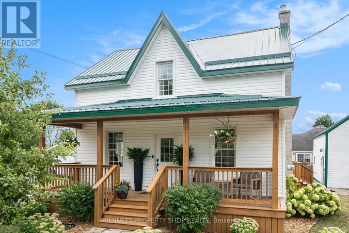 Property Photo:  41 Centre Street  ON K0E 1X0 