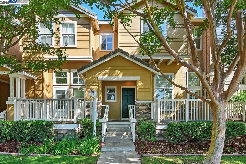 Property Photo: 4683 Mangrove Dr CA 94568