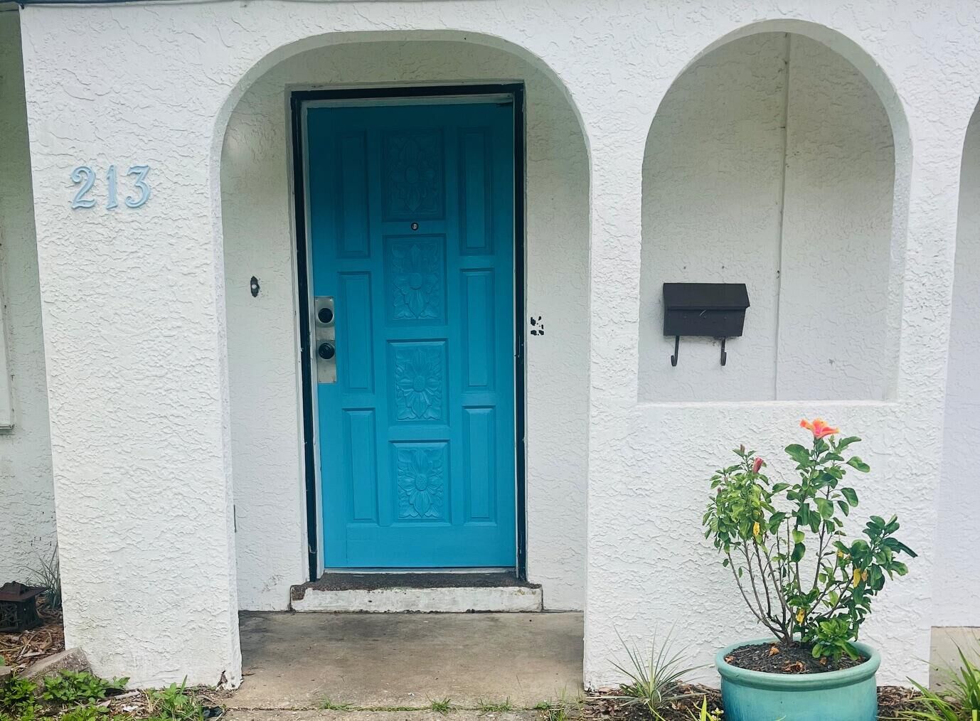 Property Photo:  213 NW Moriarty Street  FL 32548 