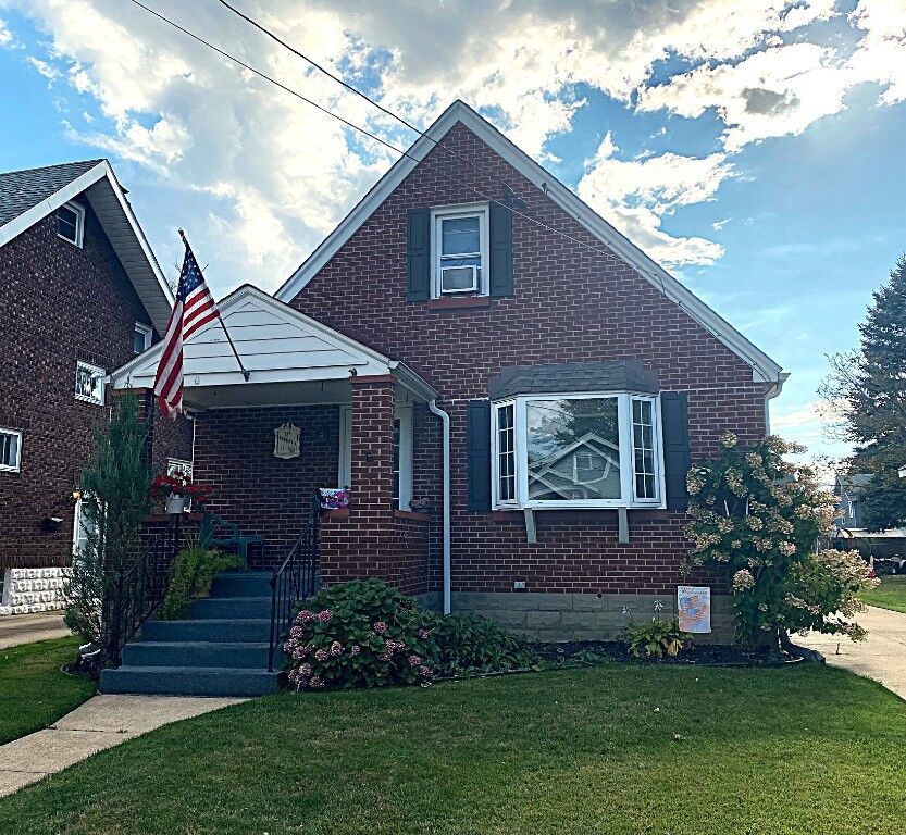 Property Photo: 2312 Union Avenue PA 16510