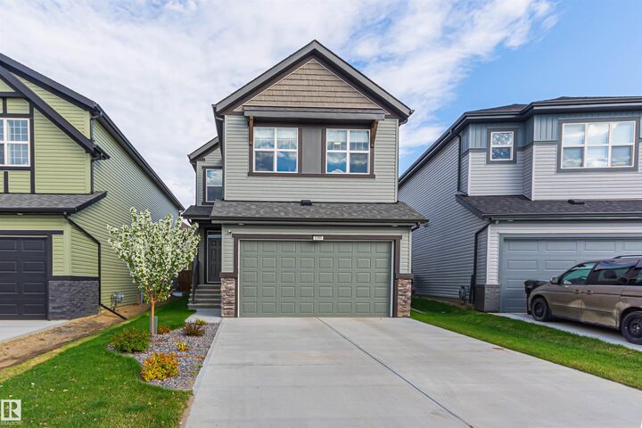 1395 Secord Landing Landing NW  Edmonton AB T5T 7A7 photo
