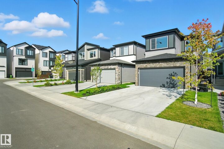 Property Photo: 3517 Kulay Link Link SW AB T6W 5H3