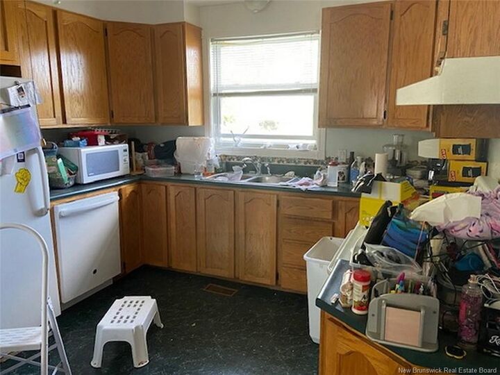 Property Photo: 5 Narcisse-Beaulieu Avenue NB E3V 1N5
