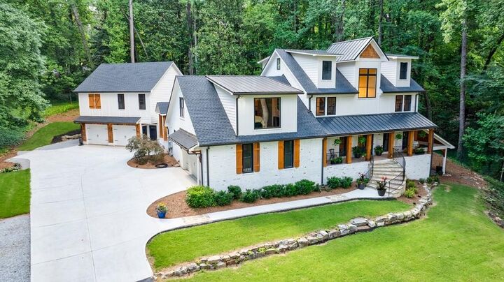 Property Photo: 3201 Teton Drive SE GA 30339