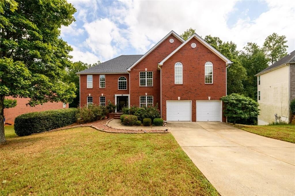 Property Photo: 1045 Paper Creek Drive GA 30046