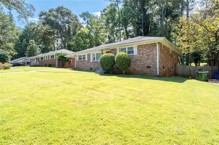 Property Photo: 2244 Bollingbrook Drive SW GA 30311