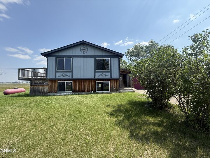 Property Photo:  1804 14th Avenue E  ND 58801 