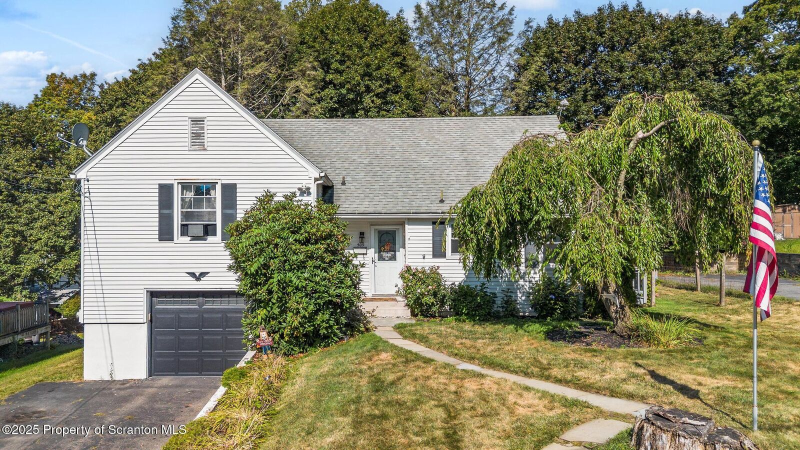 Property Photo:  503 Highland Avenue  PA 18411 