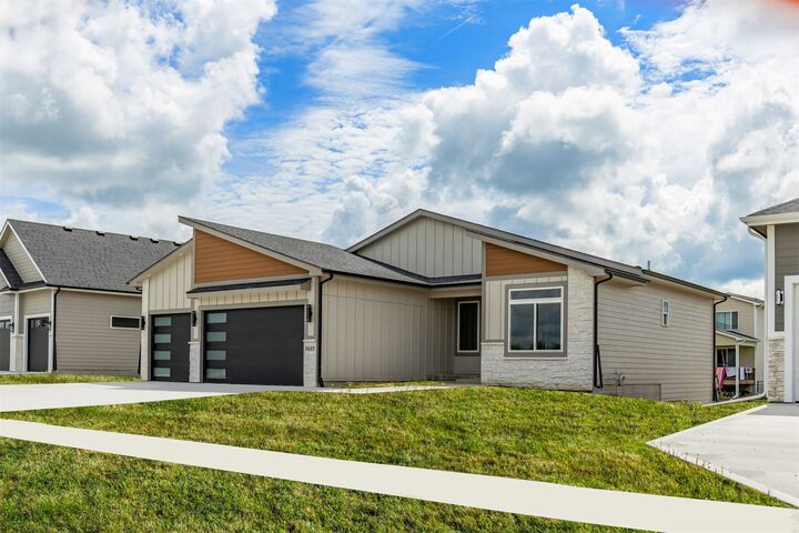3417 NE 12th Street  Ankeny IA 50021 photo