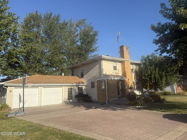 Property Photo:  125 Hester Street  OH 43326 