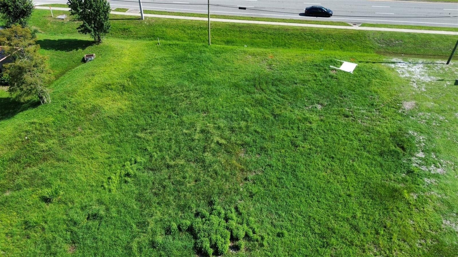 Property Photo: 10207 E Colonial Drive FL 32817