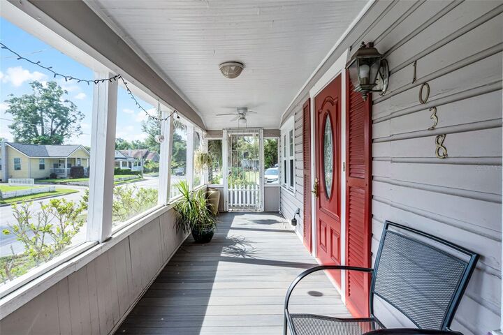 Property Photo: 1038 N Hampton Avenue FL 32803
